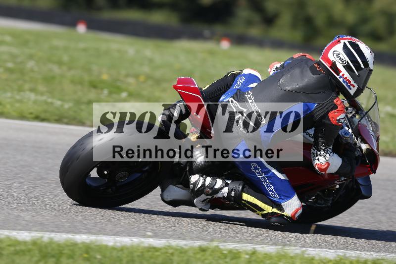 /Archiv-2025/55 20.09.2025 Speer Racing ADR/Gruppe rot/backside